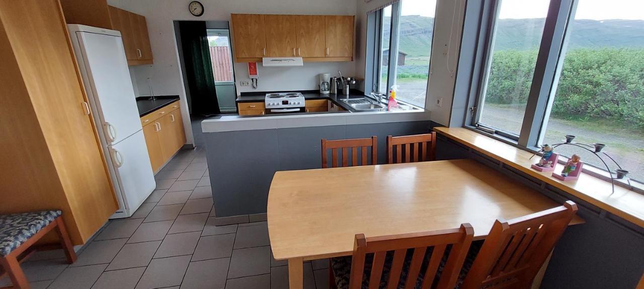 Apartament Aegisholt Privete House With Hot Tub Patreksfjordur Zewnętrze zdjęcie